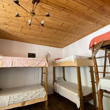 Shotgun Hostel & Guesthouse Vuno Extérieur photo