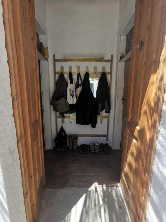 Shotgun Hostel & Guesthouse Vuno Extérieur photo